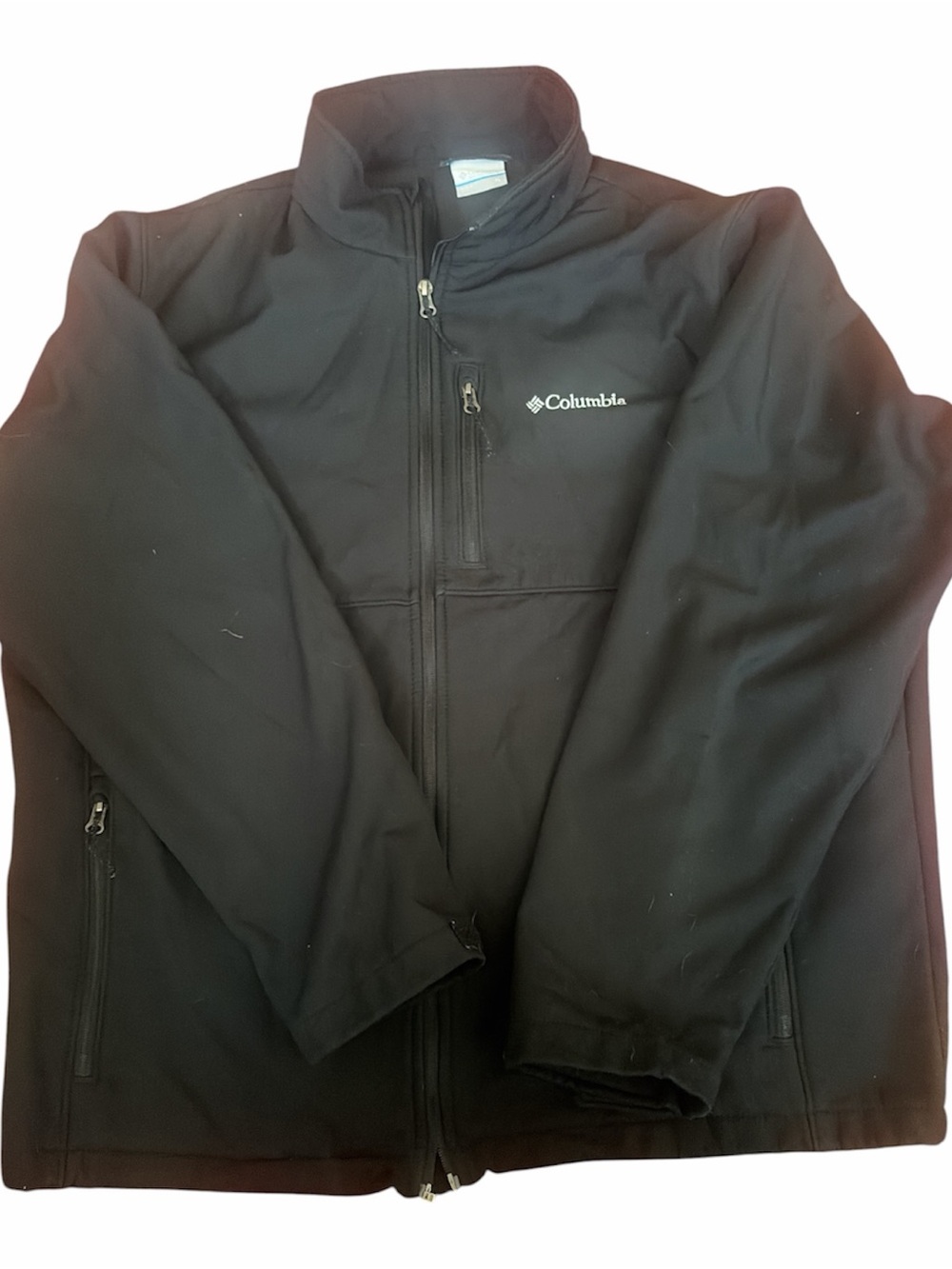 Columbia Men's Black Softshell Jacket with Chest Pocket